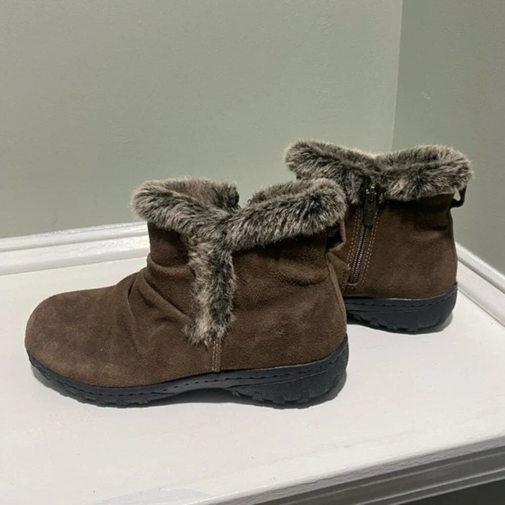 All Weather Brown Faux Suede/Fur Ankle Boots by Khombu-size 7